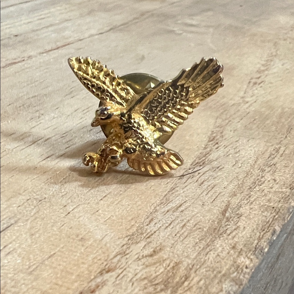 Gold Tone Eagle Lapel Pin
